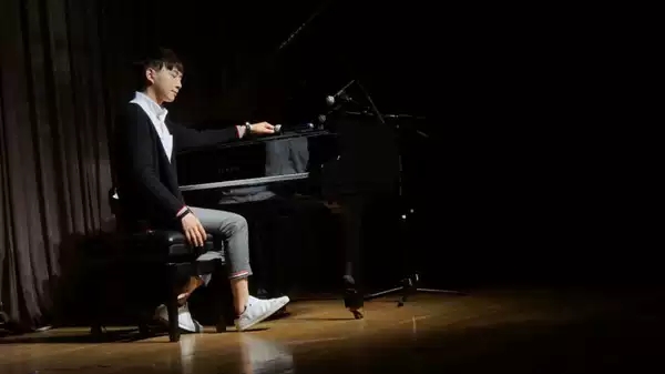 2021“钢琴诗人”Pianoboy高至豪 流行钢琴音乐会-成都站 2021“钢琴诗人”Pianoboy高至豪 流行钢琴音乐会-成都站