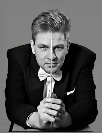 芬兰完美音调合唱团