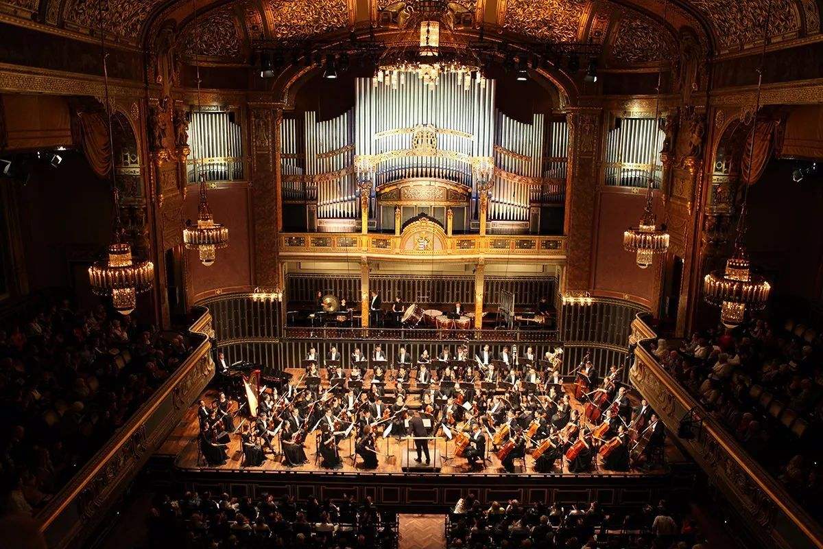 深圳交响乐团音乐会