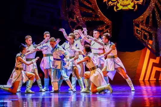 舞台剧《龙的传人》