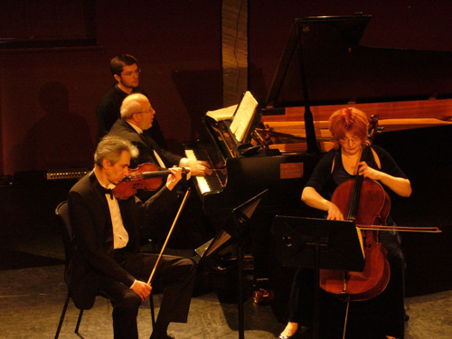 拉赫玛尼诺夫三重奏 音乐会