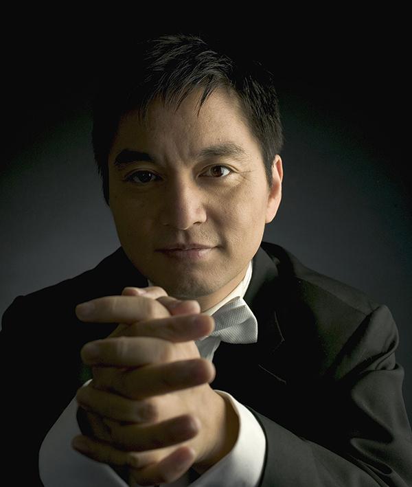 水蓝演绎周龙《山海经》