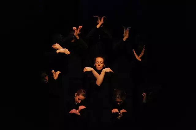 《魔法师的白手套》