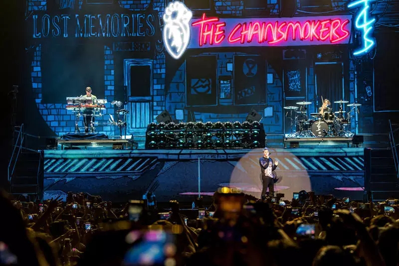 The Chainsmokers