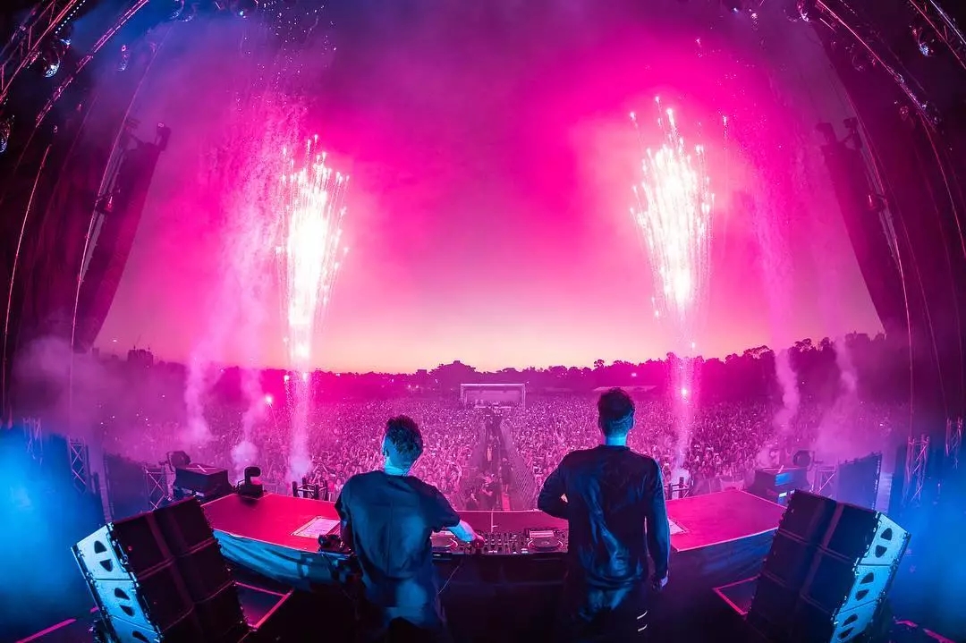 The Chainsmokers