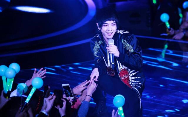 华晨宇2021上海演唱会行程安排及购票指南