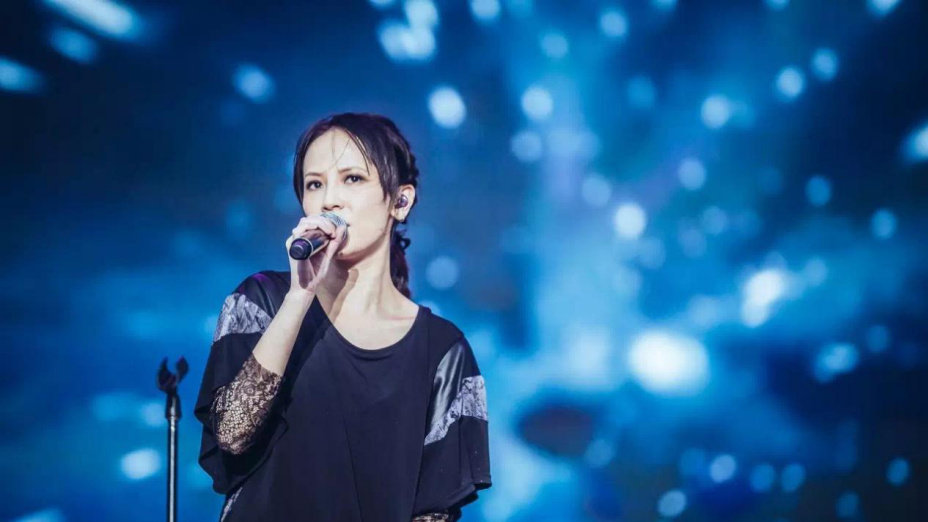 杨乃文