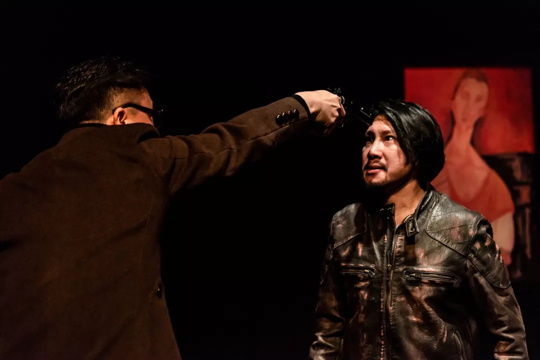 话剧《受害者》