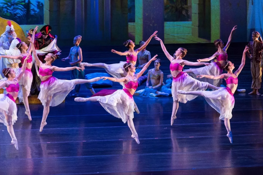芭蕾舞剧《阿拉丁神灯》