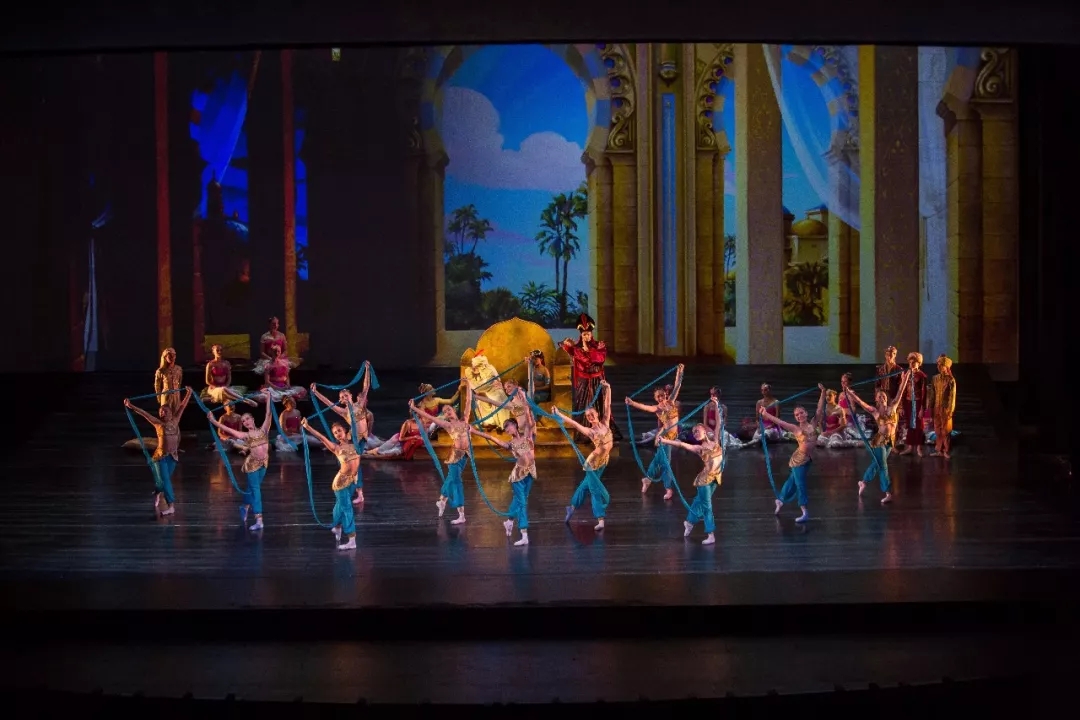 芭蕾舞剧《阿拉丁神灯》