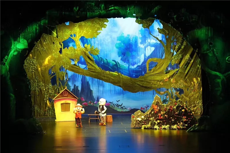 安德鲁塔纳斯峡谷历险记