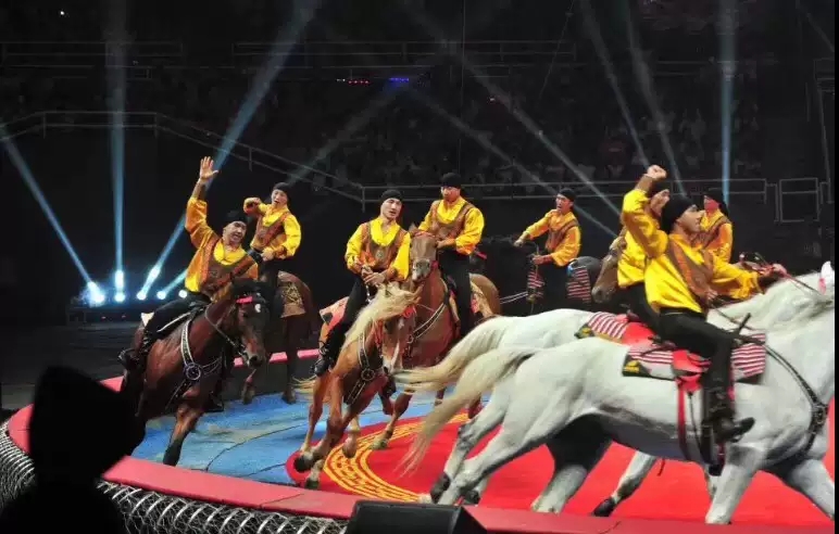 皇家国际马戏全球巡演