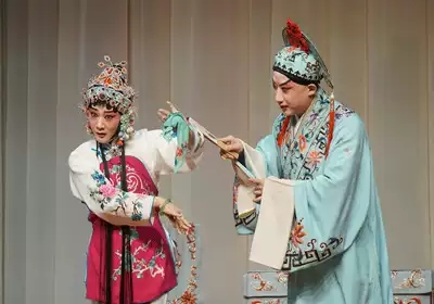 “国粹在身边”传统京剧片段赏析课