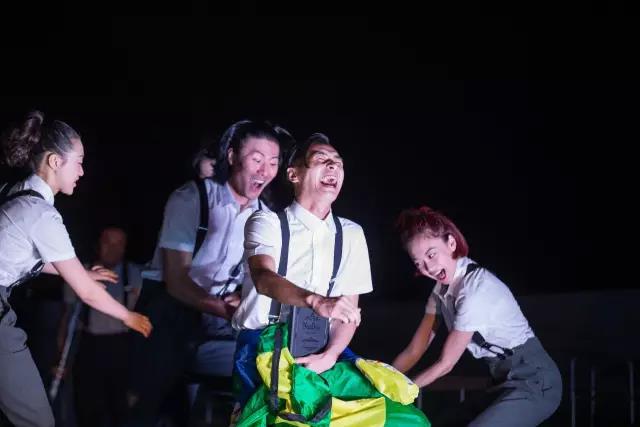 2022话剧《年轻的野兽》北京站门票在哪买? 2022话剧《年轻的野兽》北京站门票在哪买?