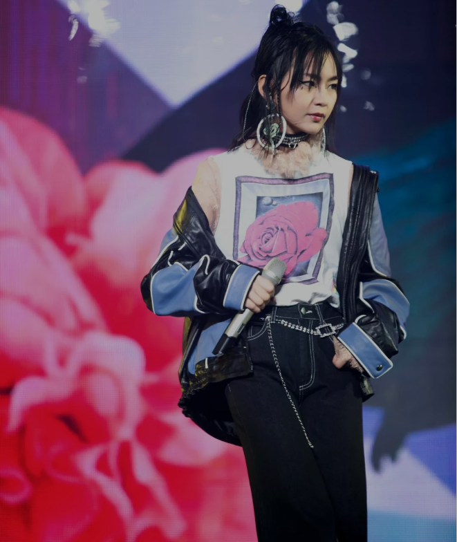 周笔畅深圳演唱会2023什么时候售票? 周笔畅深圳演唱会2023什么时候售票?