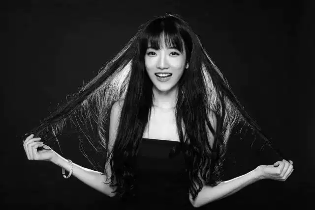 “轻听”—唯美动听的浪漫钢琴曲演奏会