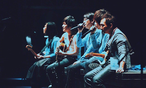 五月天 [ 好好好想见到你 ] Mayday Fly to 2022跨年版演唱会 -高雄站