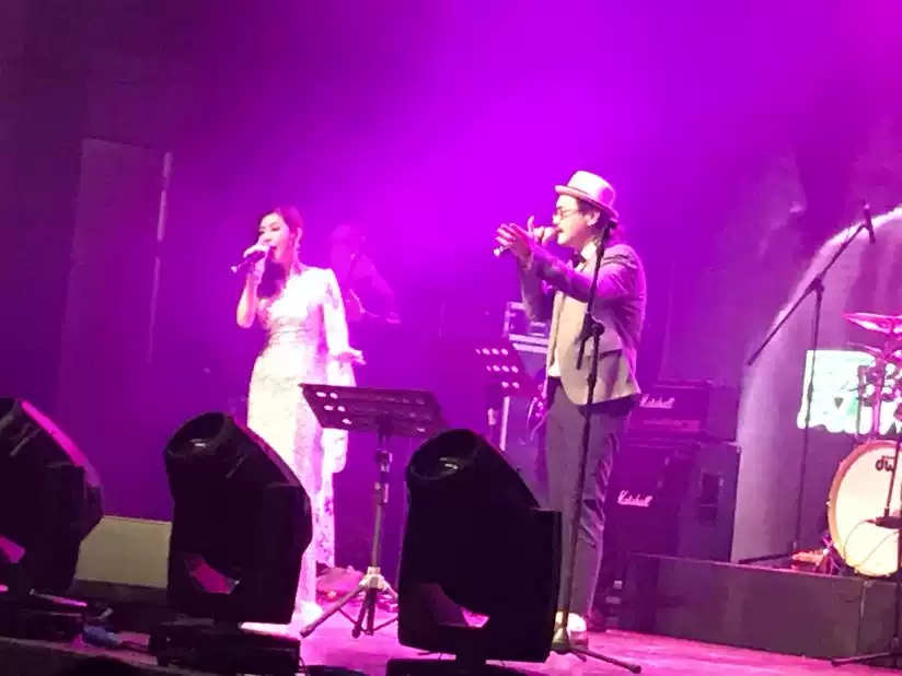 致敬张国荣上海演唱会