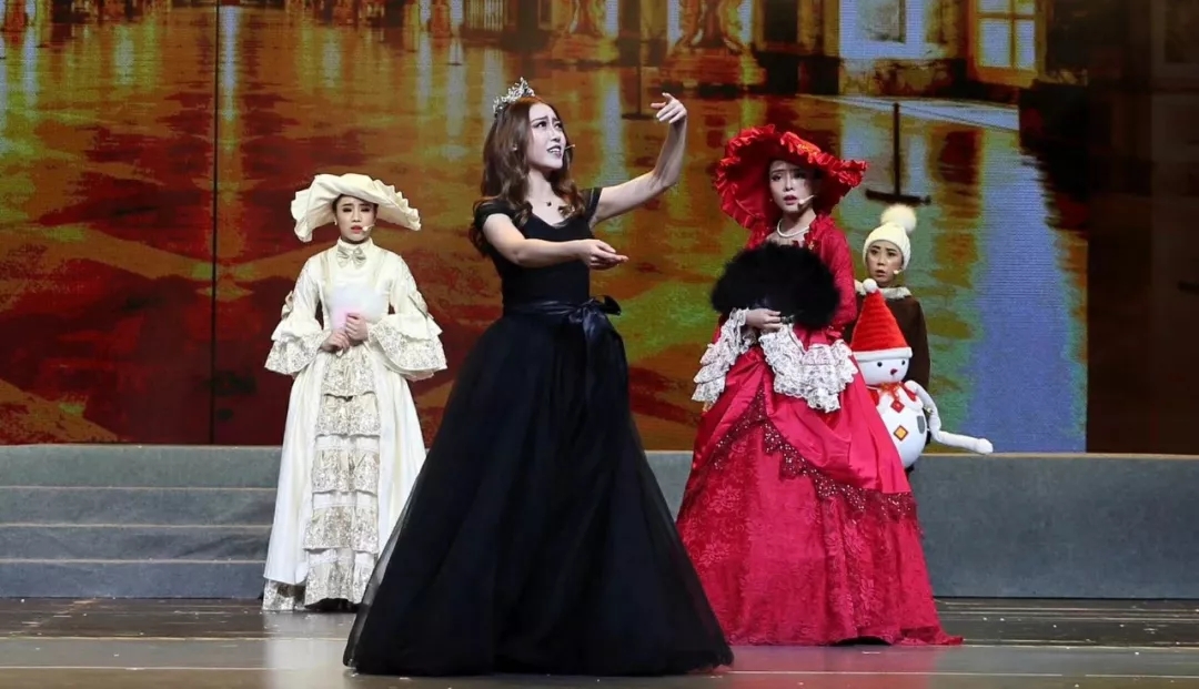 音乐剧《天鹅湖》