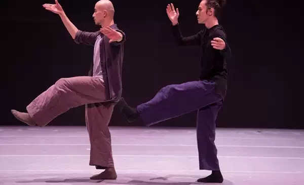 当代舞《你好陌生》