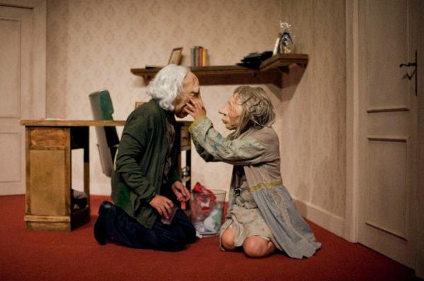 默剧安德鲁与多莉尼