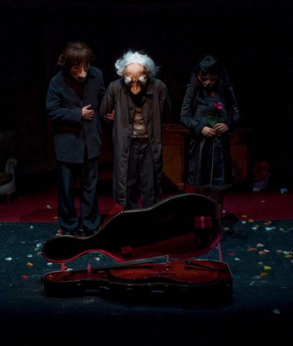 默剧安德鲁与多莉尼