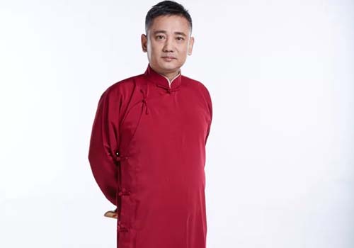 史爱东