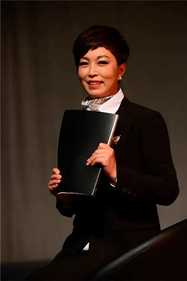 喜剧《她们的秘密》