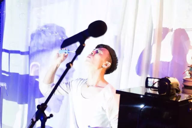 《一个男人一天中的10个小时》