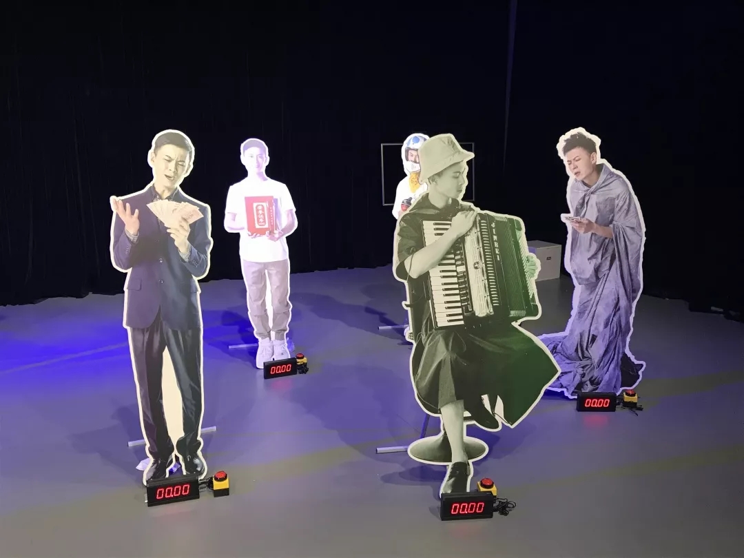 《一个男人一天中的10个小时》