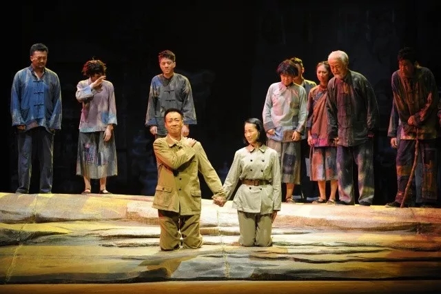 2019话剧谷文昌苏州站