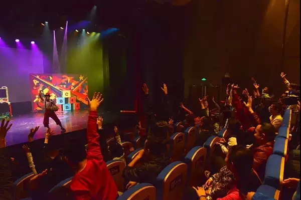 吉诺的魔法欢乐世界