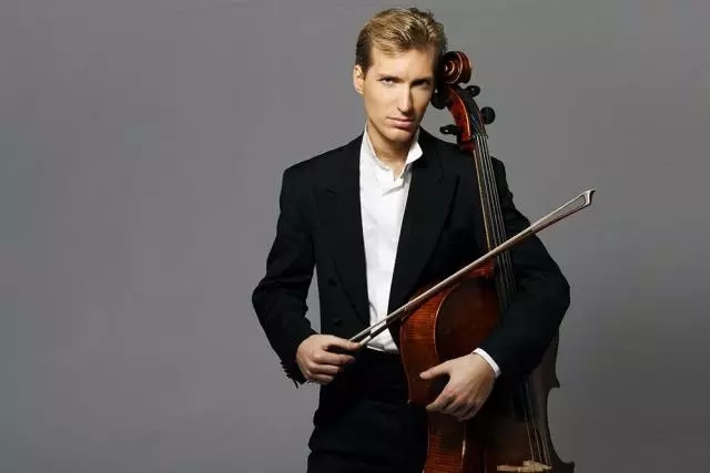 史蒂芬·伊瑟利斯