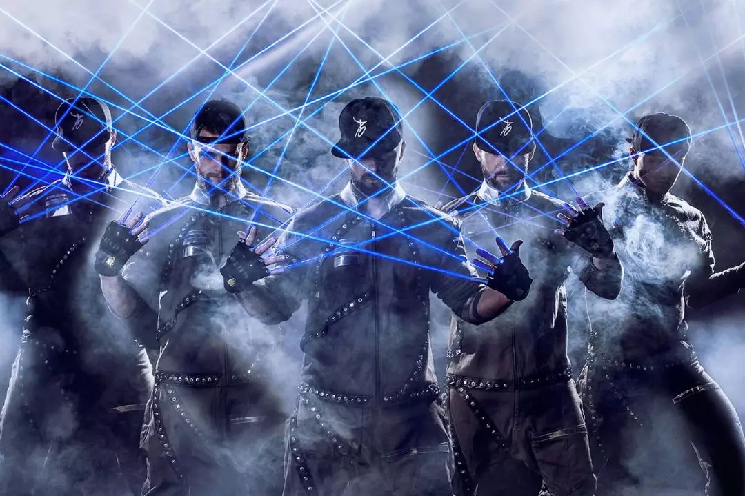 俄罗斯全男班现代舞团