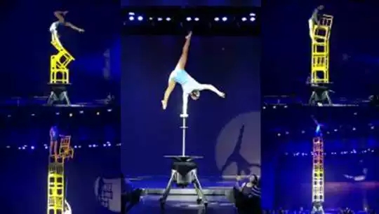 刘老根拿来一壶嗨晚宴剧院