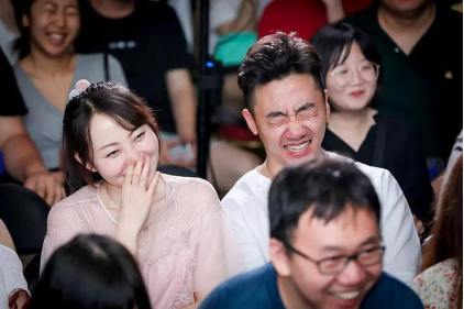 津津乐道脱口秀