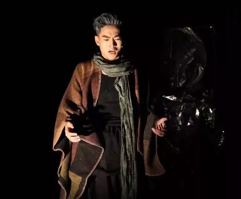 2022特别喜剧《我只是比较容易放弃》北纬零度出品-武汉站 2022特别喜剧《我只是比较容易放弃》北纬零度出品-武汉站