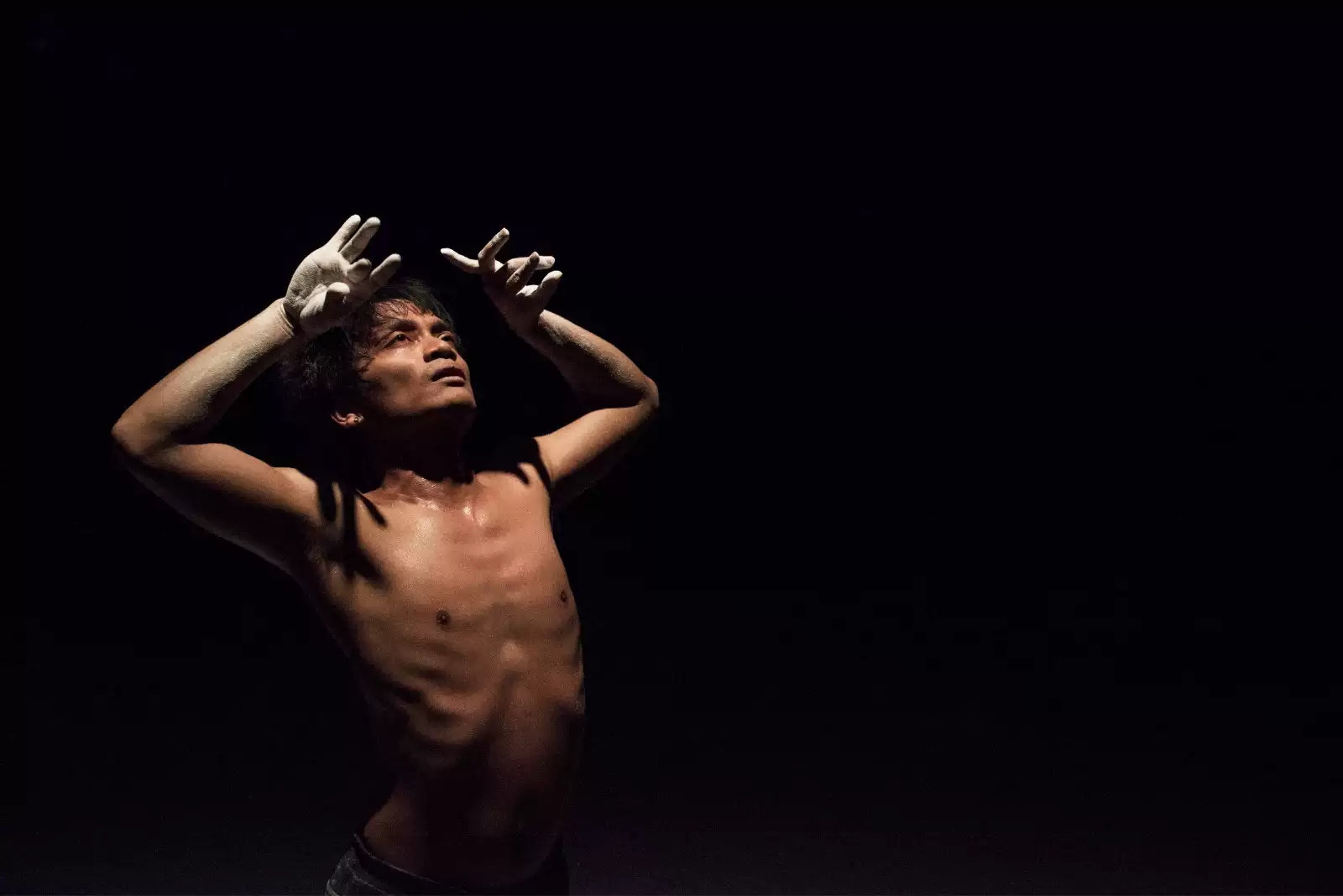 现代舞《方寸之间》