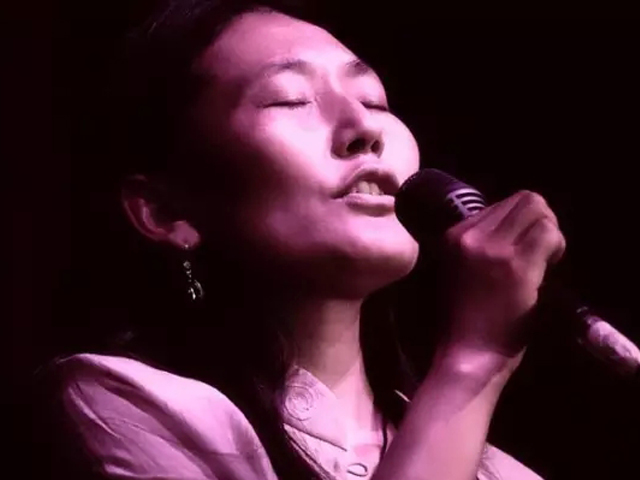 乌仁娜广州演唱会