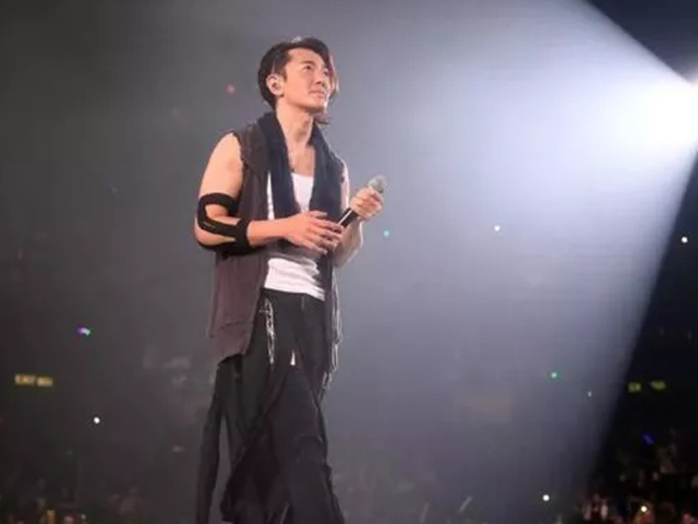 郑伊健广州演唱会