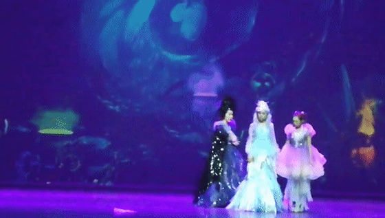 《海的女儿·黎明歌声》