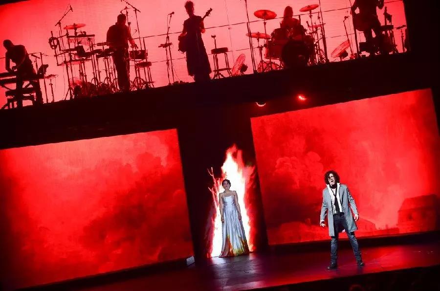 2019上海音乐剧摇滚红与黑