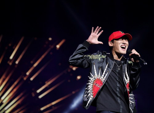 汪峰2019烟台巅峰之夜群星演唱会