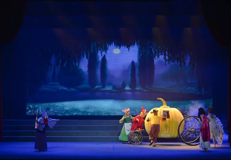 2021“快乐童年 童话相伴”经典话剧展演--童话剧 《灰姑娘》-郑州站