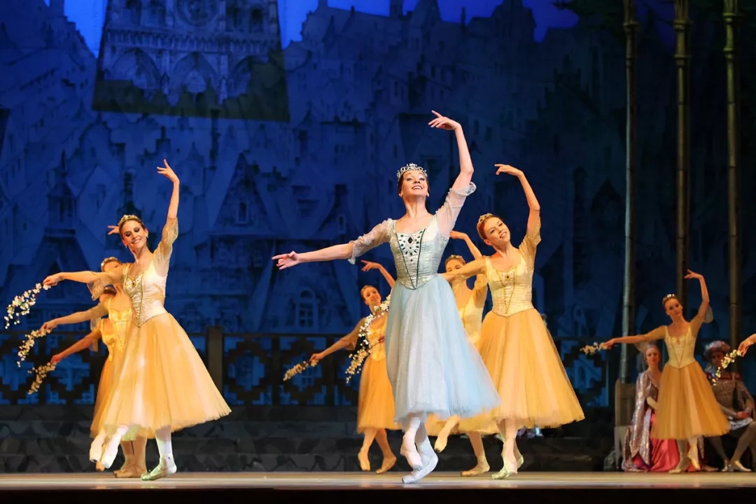 舞剧艾斯米拉达