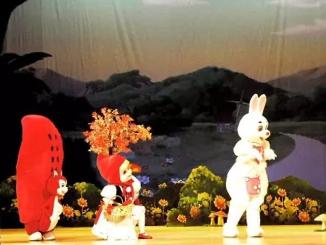 人偶剧小红帽石家庄站