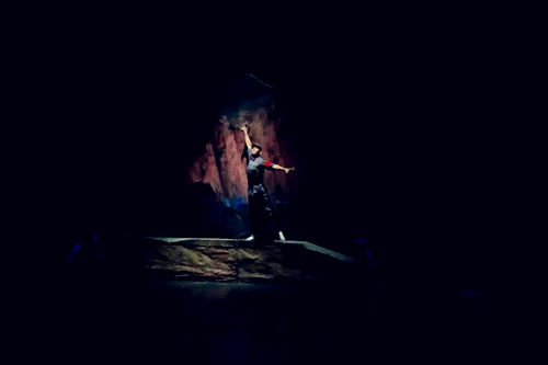 《红色娘子军》