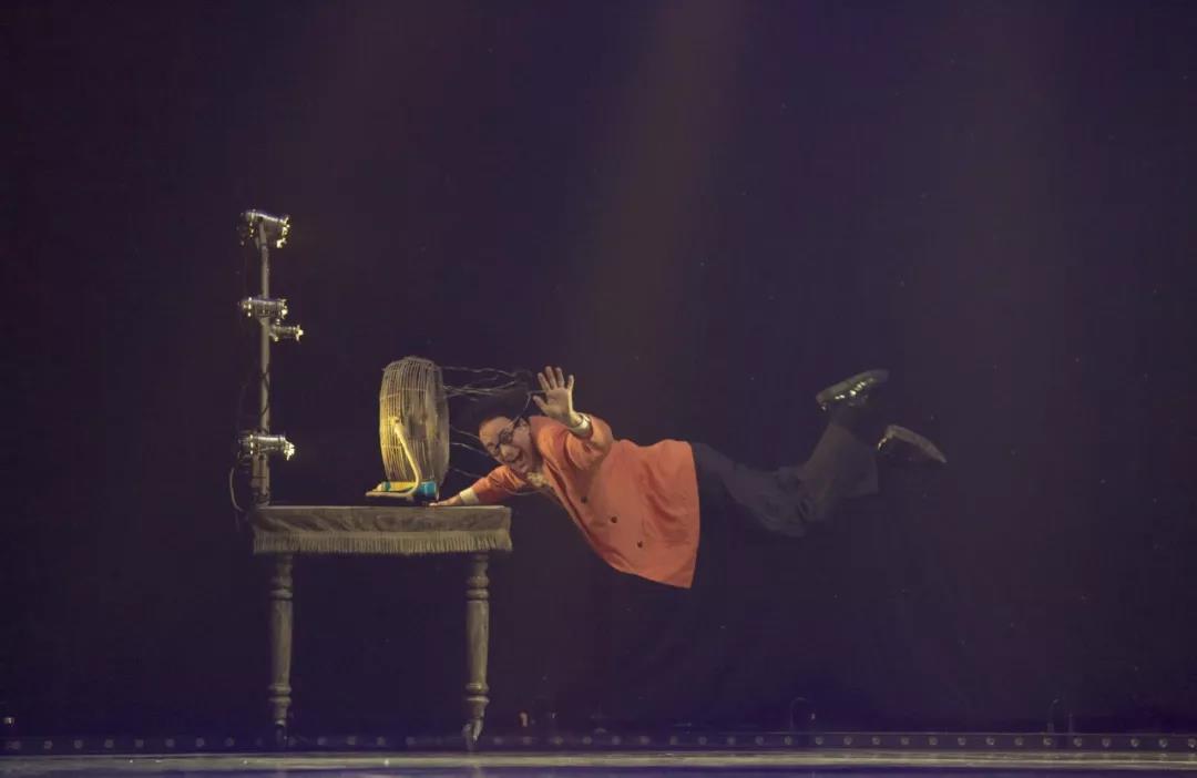 2019魔术秀摩天轮起源呼和浩特站