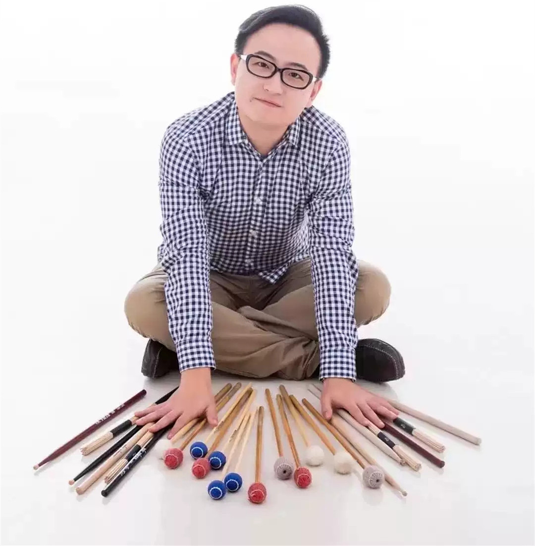 打击乐演奏家余地