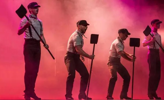 踢踏舞剧《泰坦尼克》